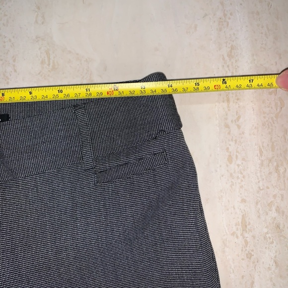 Express design studio capris - Picture 13 of 15